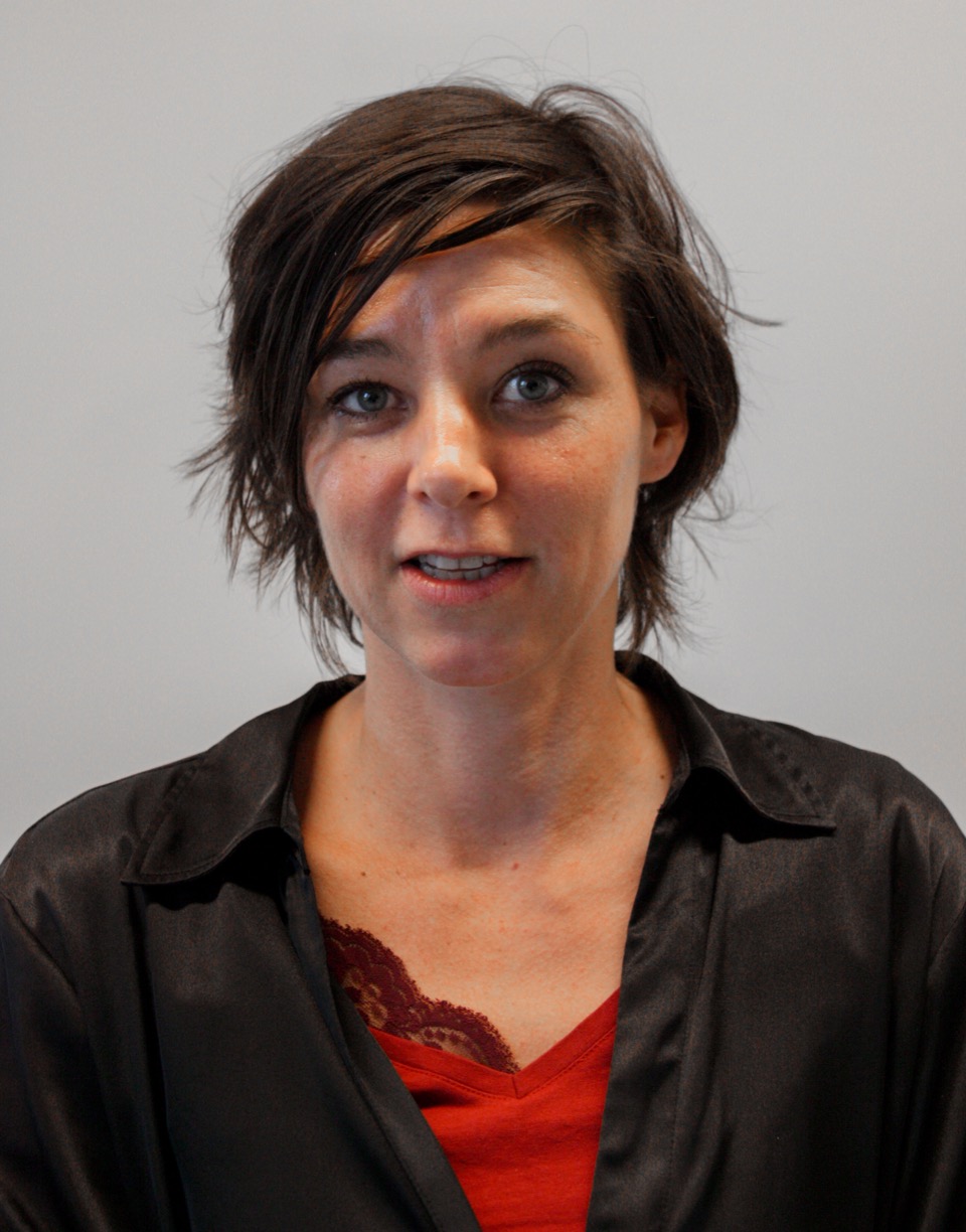 You are currently viewing Engagement de Mme Deschenaux