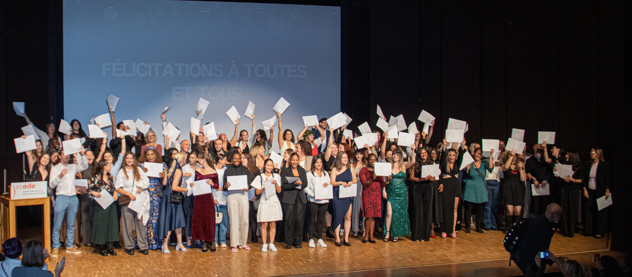 Félicitations à toutes et tous nos diplômé.es !